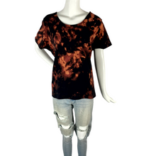 Load image into Gallery viewer, Fiery Night - Crumple Blouse- 2XL (22/24)
