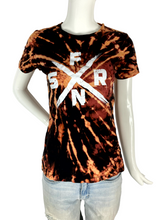 Load image into Gallery viewer, Wrestling Bleach Dye T-Shirt- M
