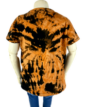 Load image into Gallery viewer, Uncaged Bleach Dye Kids T-Shirt - L (10/12)
