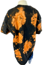 Load image into Gallery viewer, Fighting Bleach Dye Kids T-Shirt - L (8/10)
